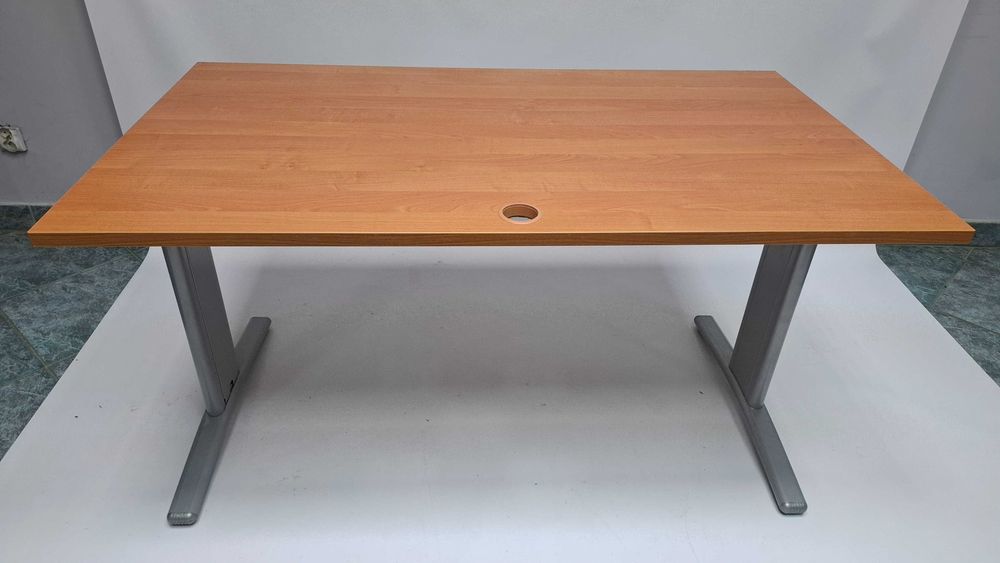 Biurko proste Wuteh 140x80 olcha - duża ilość