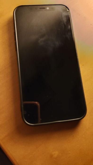 Vendo iPhone 12.