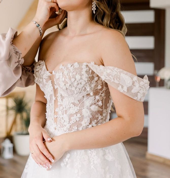 Suknia ślubna Agnieszka Światły Bella