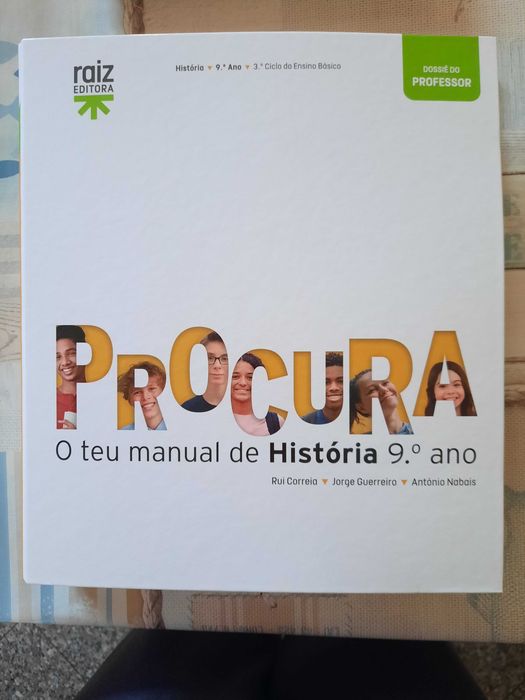 Dossiê Pedagógico - Procura o teu manual de História 9°Ano - NOVO