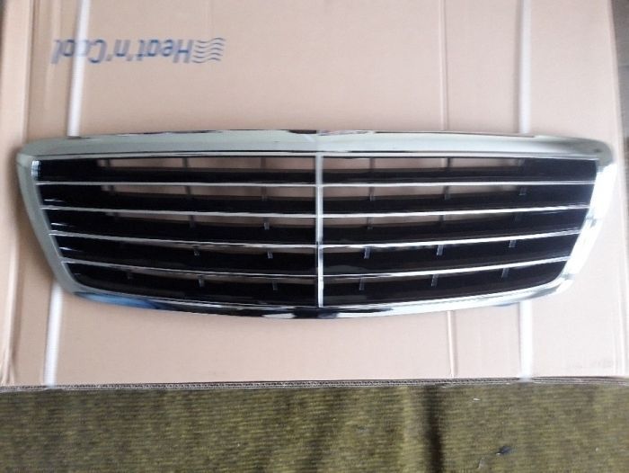 Бампер передний  Mercedes E 210 W210 E W211