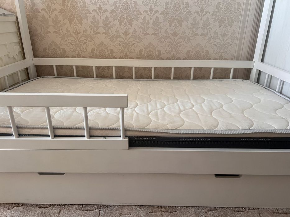 Ліжко     дитяче