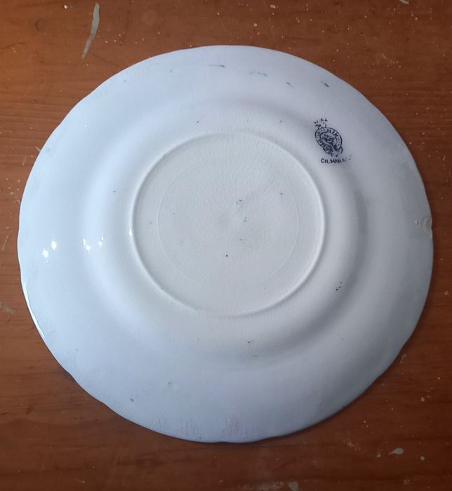 Prato azul e dourado