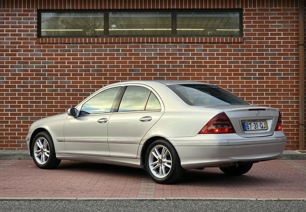 Mercedes-Benz C220 CDI 143cv — photo 3