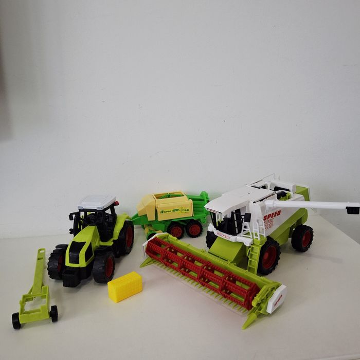 Kombajn I traktor kostkarka do słomy zabawka