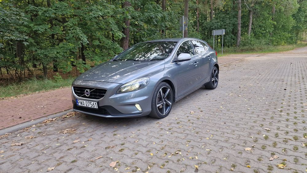 Volvo V40