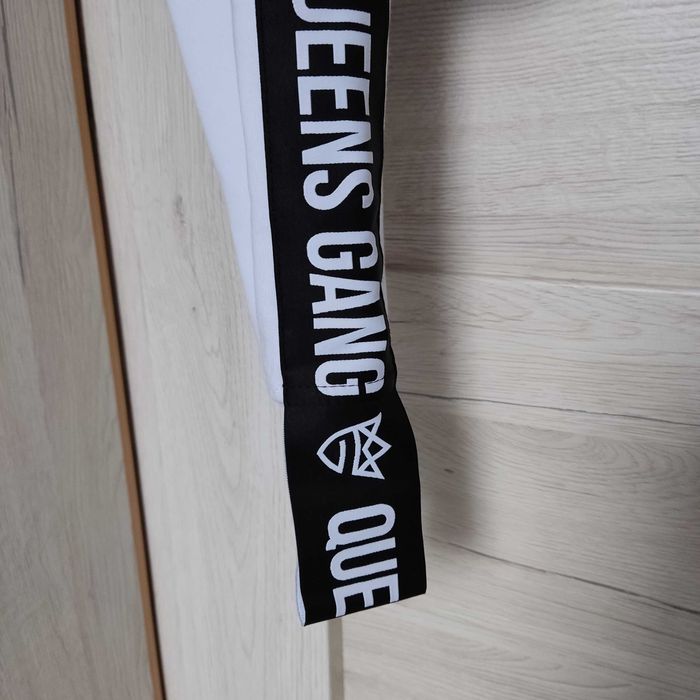 Krótka bluza Crop top Queen Gang Olimp S 36 biała