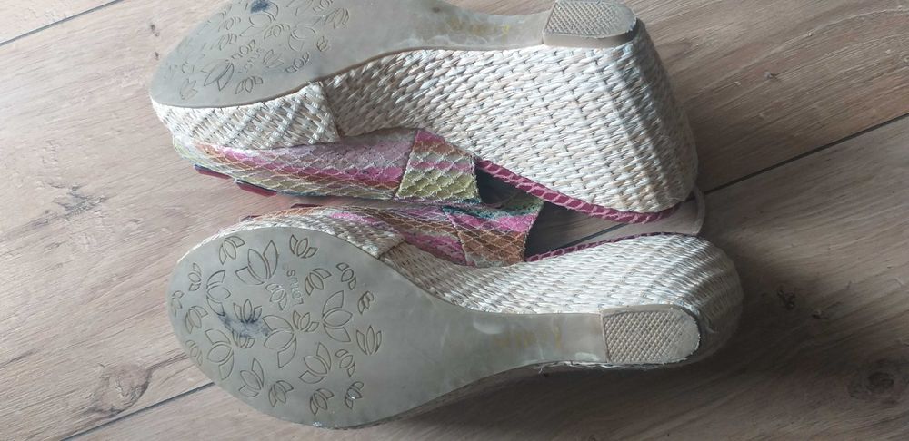 Sandały na koturnie Lotus rozmiar 37-38