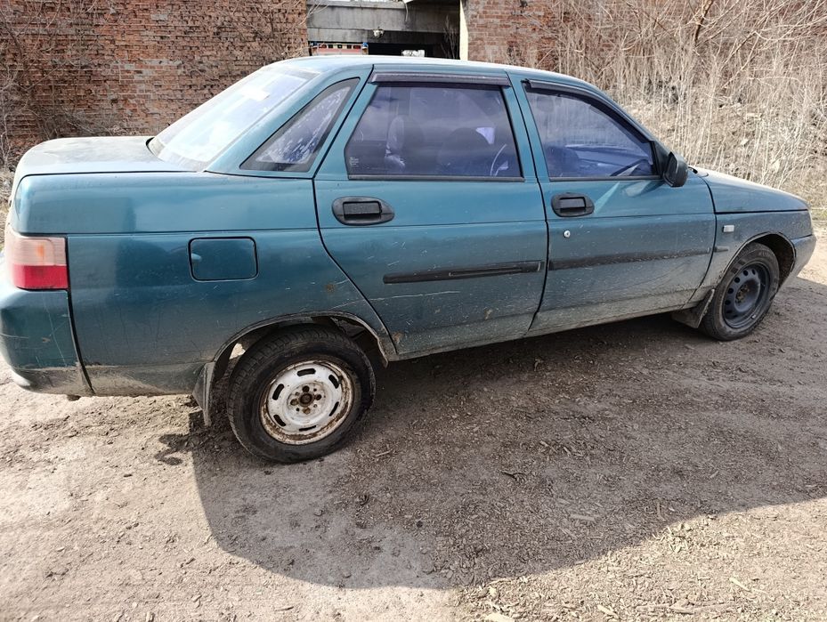 Продам ваз 2110 в