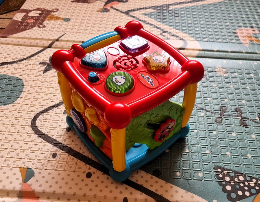 Zabawka interaktywna kostka rozmaitości Vtech