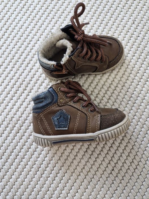 Ботинки на мальчика  21 рр