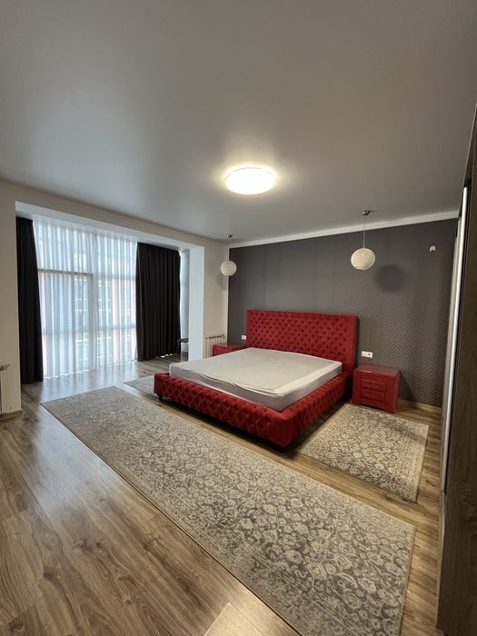 Новобудова на Руській, Сонячне містечко