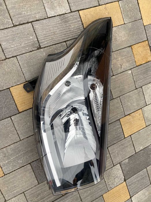 260108047R Фара передня права для Renault Trafic