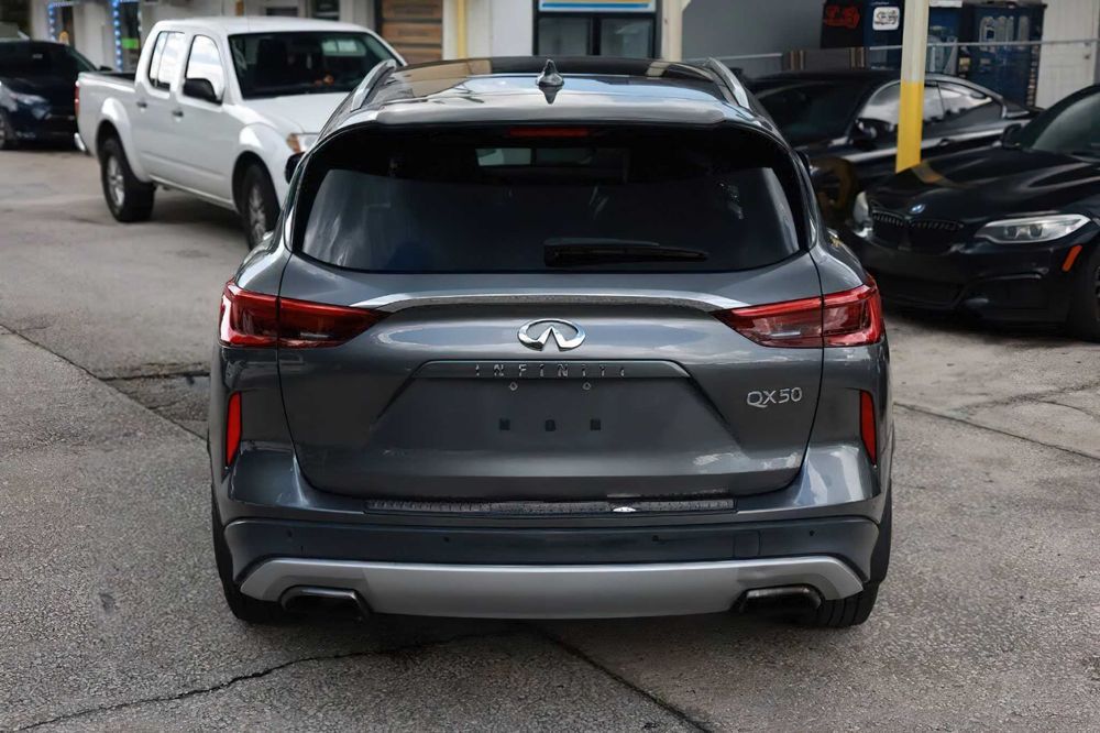Infiniti QX50 Essential      2019