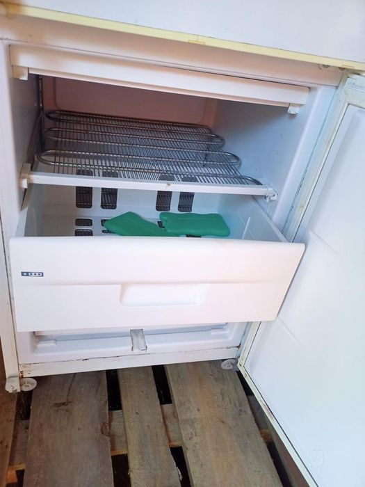 Холодильник Snaige в идеальном состоянии