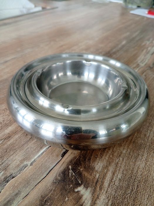 Попільничка Berghoff пепельница