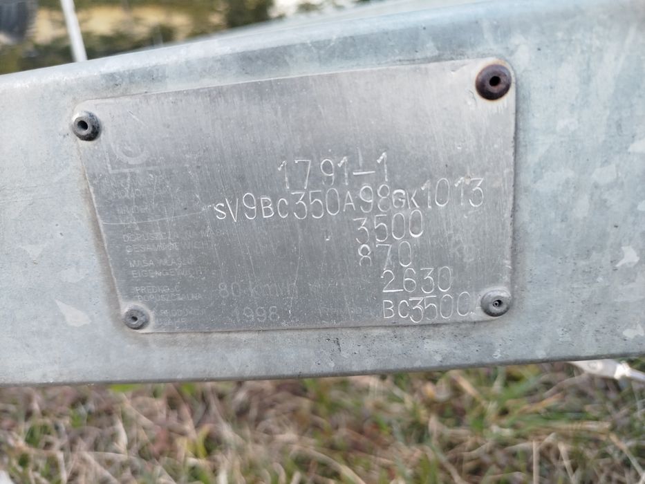 Przyczepą pod łódź w stanie idealnym .