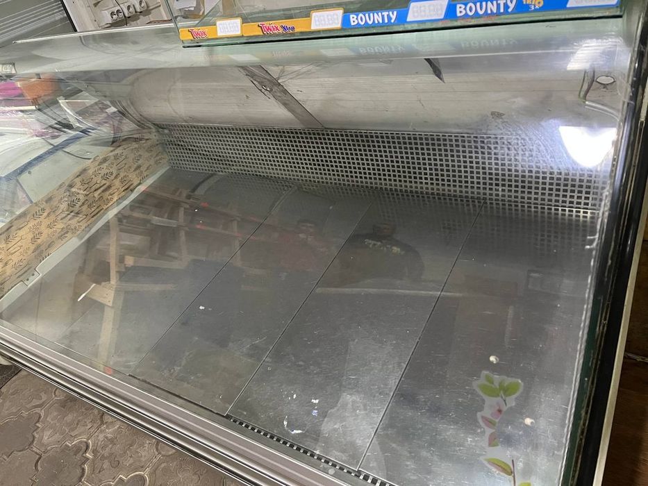 Вітрина холодильна