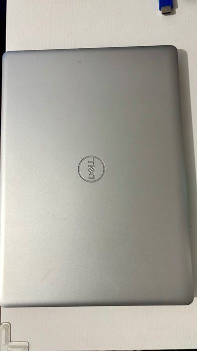 Dell Inspiron 3000 14” FHD IPS – i5 10a Geração | 8GB RAM | SSD 256GB