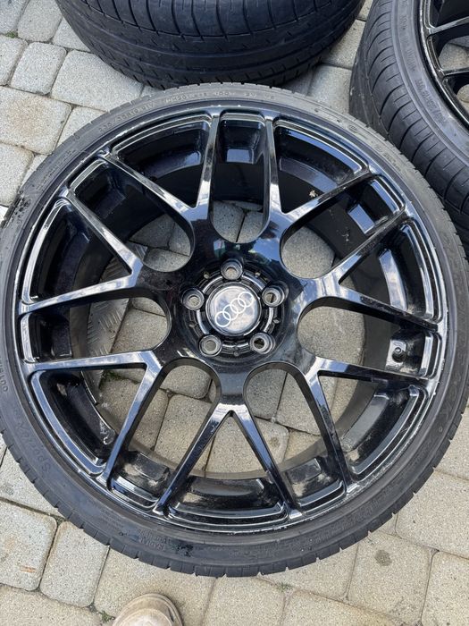 Sprzedam felgi z oponami do audi s3