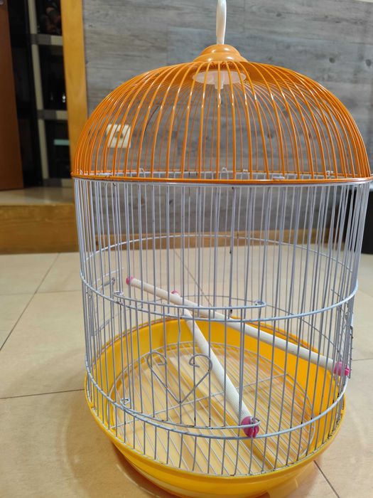 Vendo gaiola para pássaros