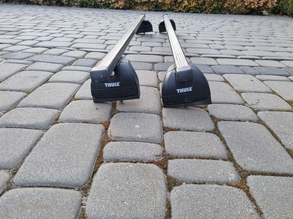 Belki dachowe THULE bagażnik