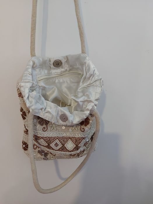 Mala de Tecido bordada