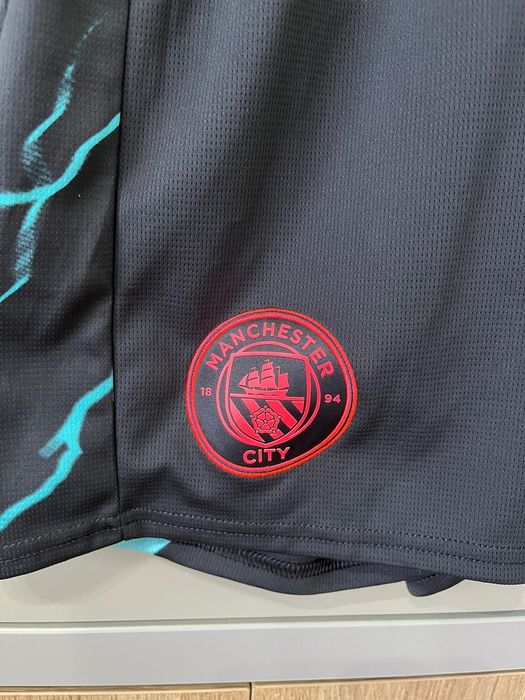 Spodenki dziecięce chłopięce sportowe do piłki nożnej granatowe czarne