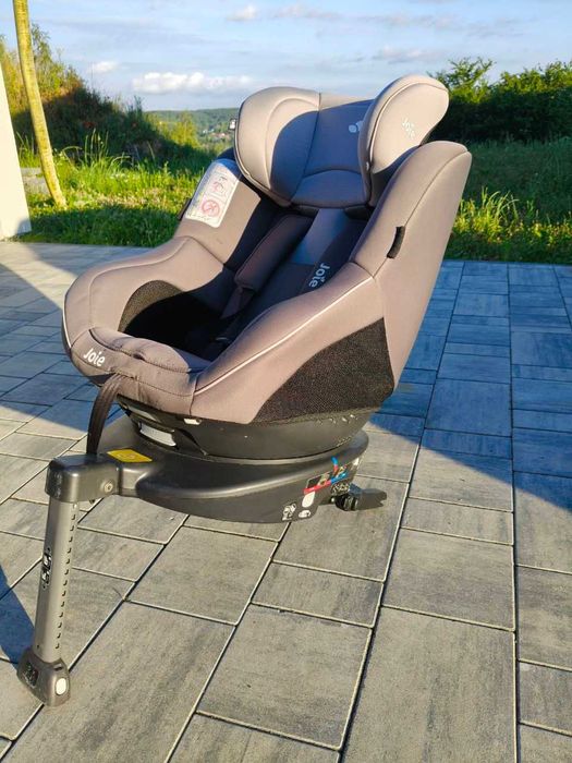 Fotelik samochodowy Joie Spin 360