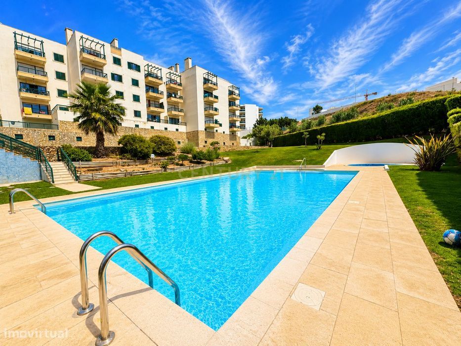 T2 Mobilado com Piscina e Vista Mar | Ericeira