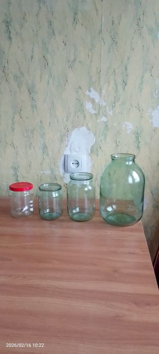 Продам банки 0.5л 1л 3л
