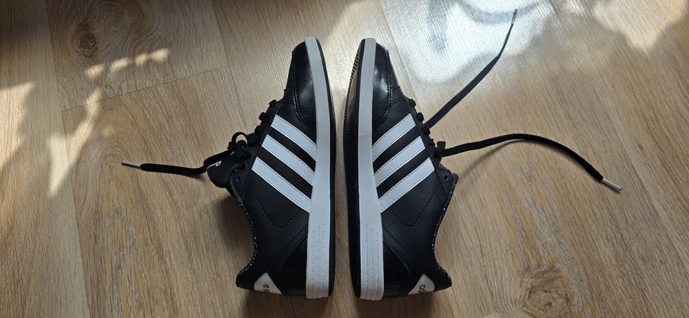 Buty Adidas Hoops VL W rozmiar 38