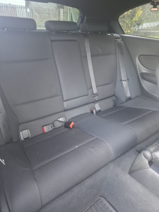 BMW E81 123D 2007R