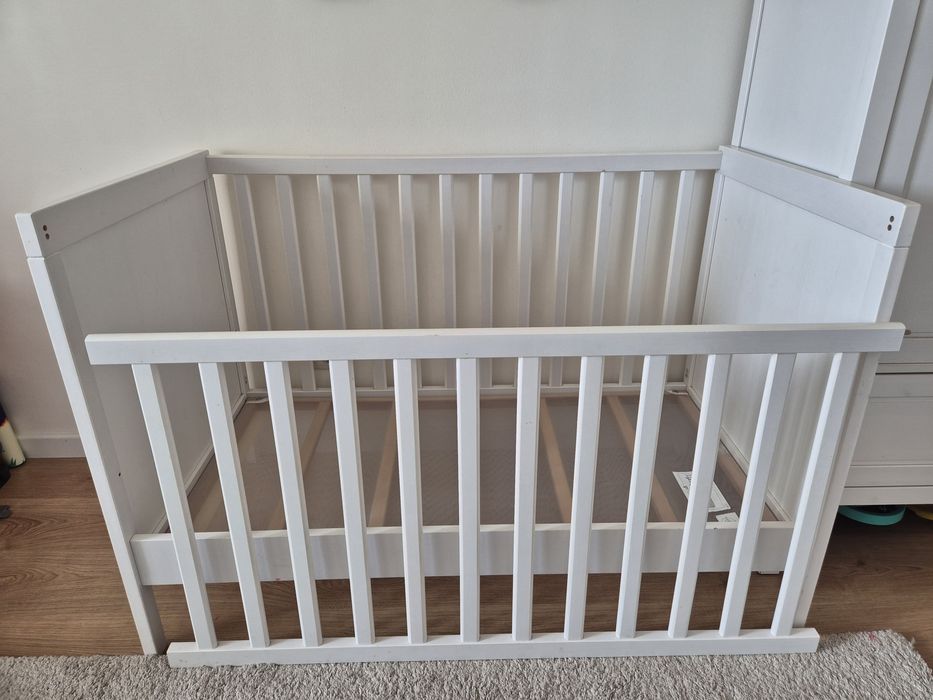 Berço Sundvik IKEA + colchão