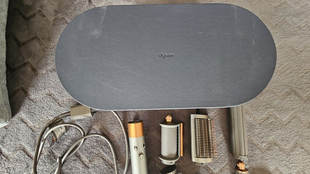 Vendo modelador cabelo Dyson original
