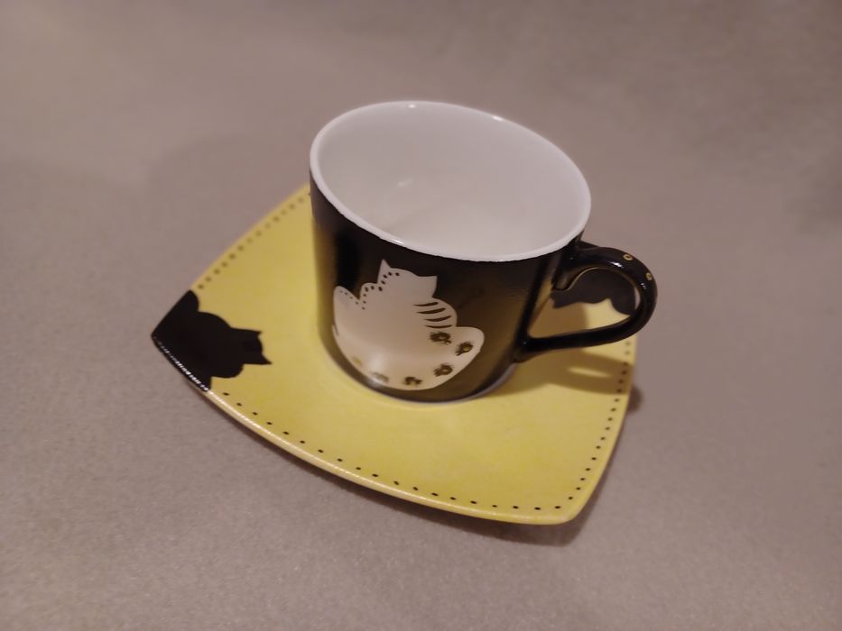 Filiżanka ceramiczna abstrakcja żółta brazowa