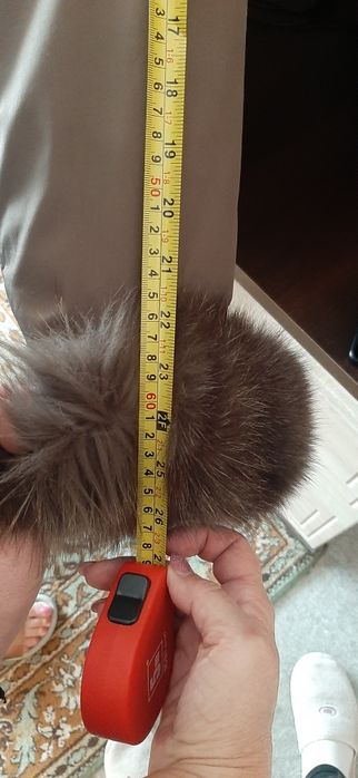 Продам куртки (парки)