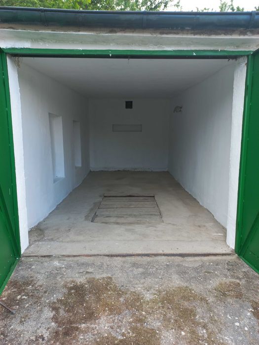 Garaż z kanałem lub magazyn, Zabrze Kalinowa Modrzewiowa - Widok 2