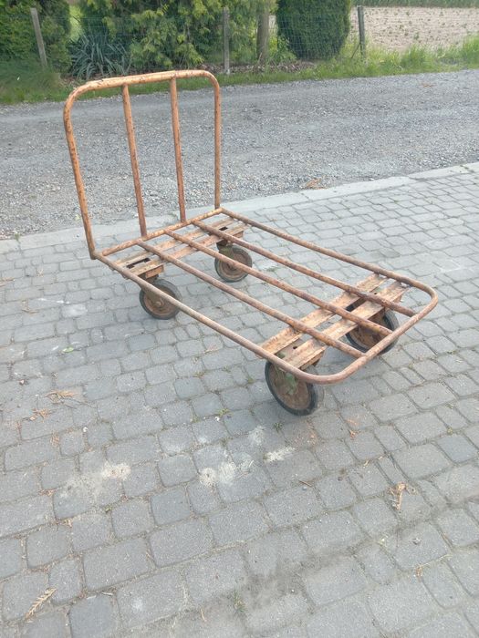 Wózek transportowy magazynowy