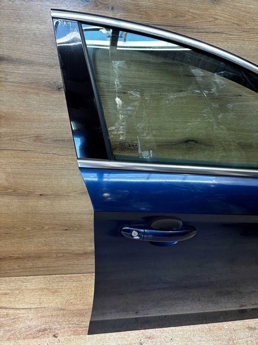 Drzwi przednie prawe Ford Mondeo Mk4 kolor e6