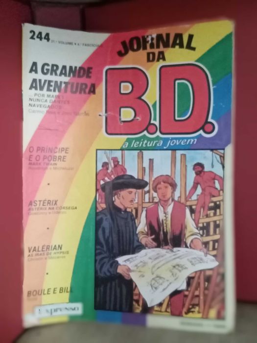 Oito revistas coleccionáveis, do jornal da BD