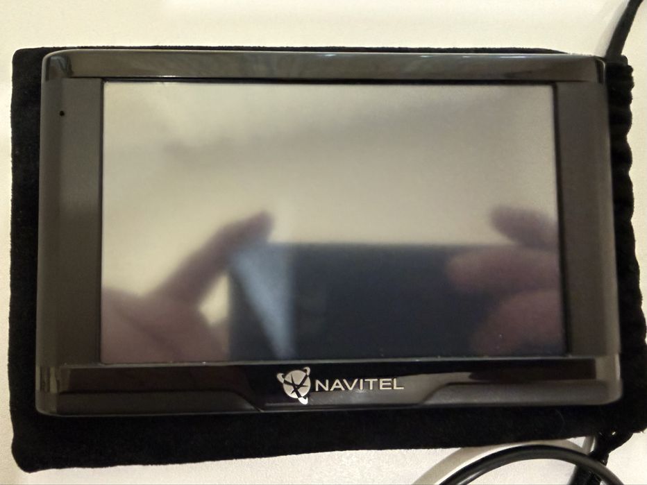Автомобільний GPS навігатор Navitel