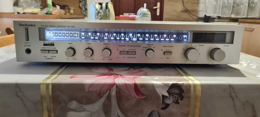 Amplituner  technics Sa 203