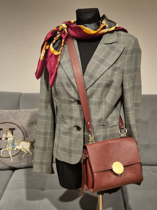 Marynarka w kratę 40