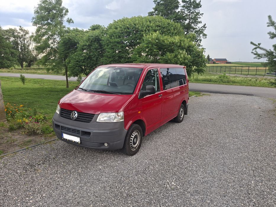 Sprzedam vw transporter t5, 9 osobowy