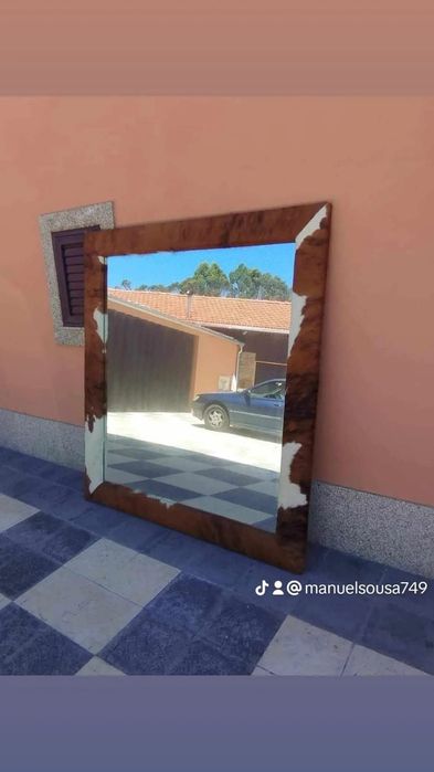 Vendo este espelho muito bonito bom estado
