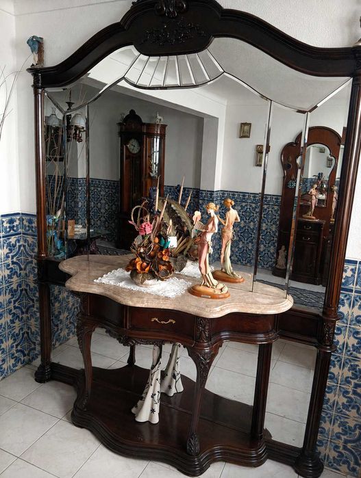 Baixa de Preço :Conjunto de Móveis  em Madeira Maciça — 2.ª Mão | Venda Completa ou Separada