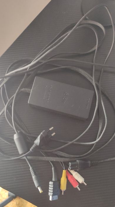PlayStation 2 (incluí Sims 2 grátis)