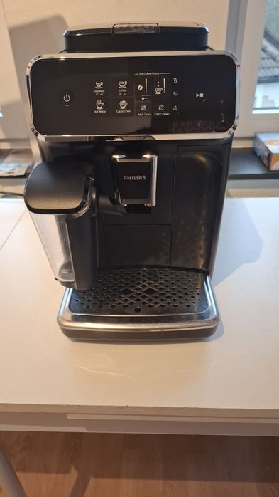 Кофемашина Philips Latte go 2200