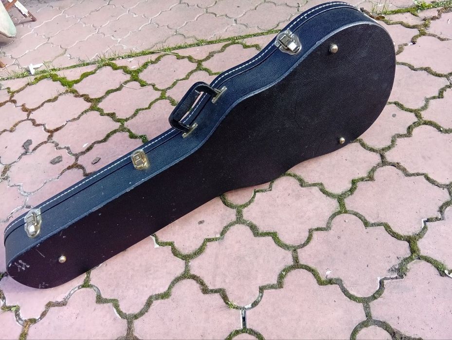 Фірмовий Prestige Classic SB - дорогий Les Paul з дорогим гарним звучанням. Варіанти звукознімачів кейс та обміни по списку можливі